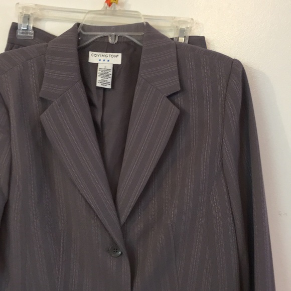 Coventry Pants - Pin Stripe Women’s 2-Piece Business Suit NEW Pants Sz 8p Jacket Sz 10  A Classic